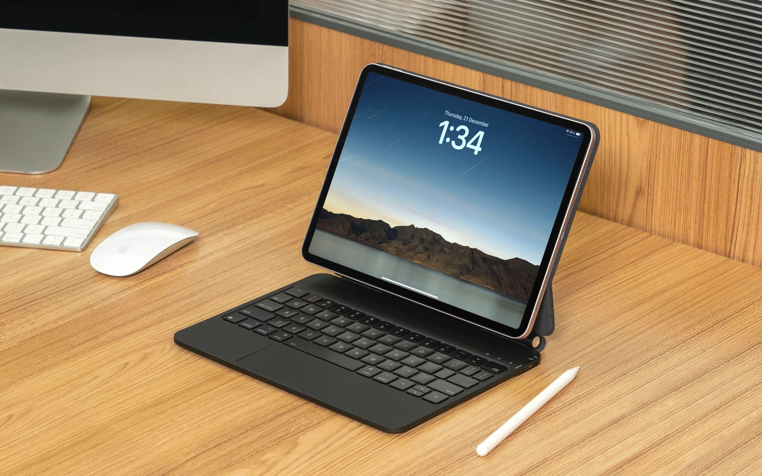 Torrii Clavier Bluetooth Keyboard For iPad Air 11 Torrii Clavier Bluetooth Keyboard For iPad Air 11
